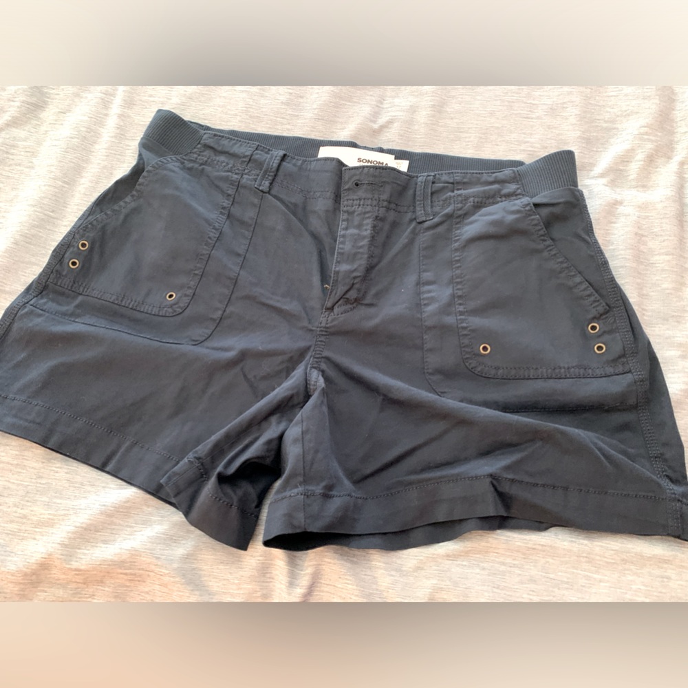 Navy stretch shorts